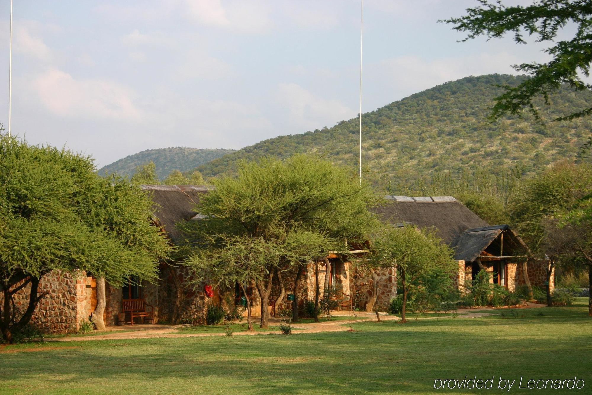 Kedar Heritage Lodge, Conference Centre & Spa Phokeng Exteriör bild